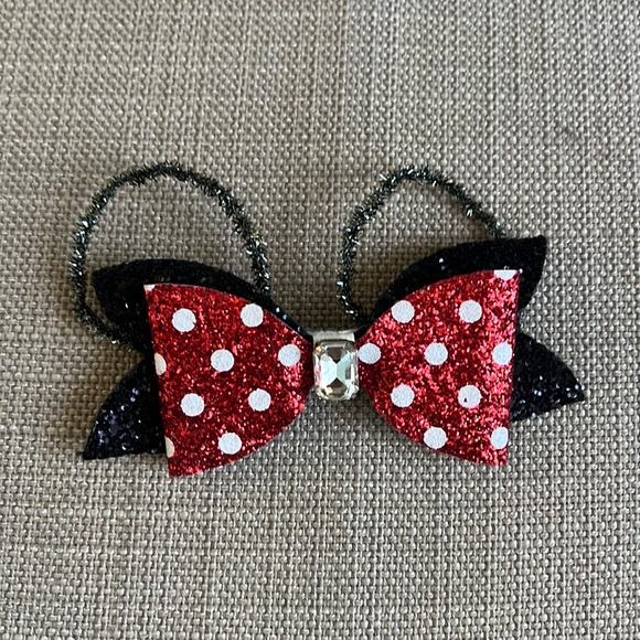 Minnie Mouse Hair Bows - Picture 2 of 5